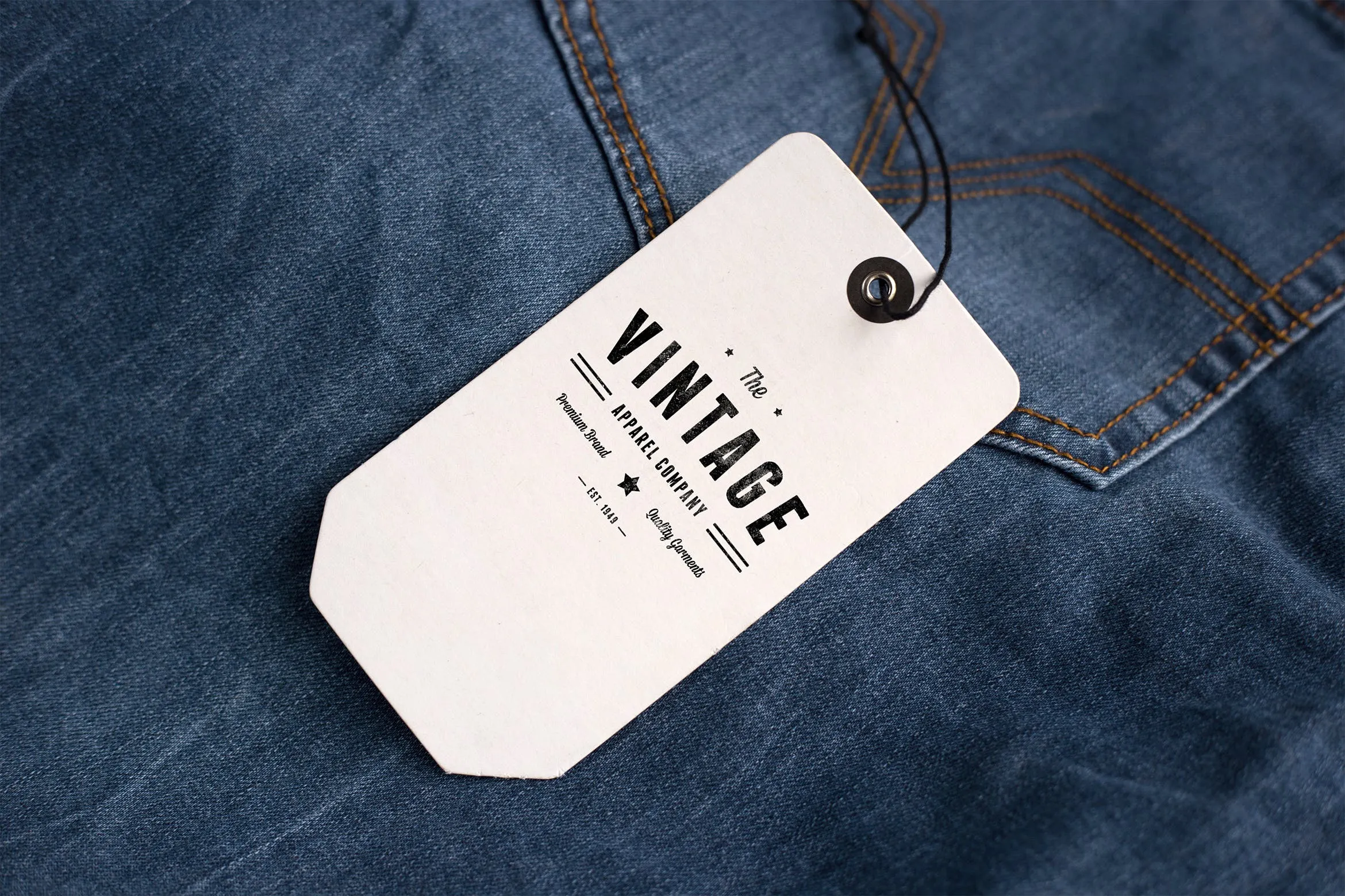 牛仔服服装吊牌设计图像素设计精选模板 Clothing Tag Label Mockup