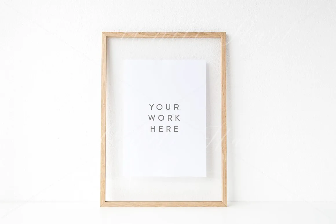 简约系列A4木制框架作品展示画框样机模板 Wooden frame A4 styled mock up