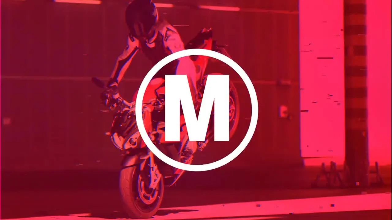 具有动态故障和扭曲效果幻灯片像素设计精选AE模板