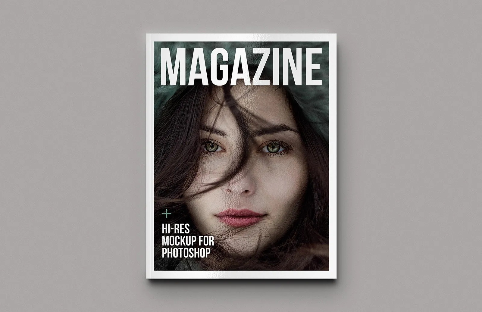 时尚杂志样机模板 Magazine Mockup Template