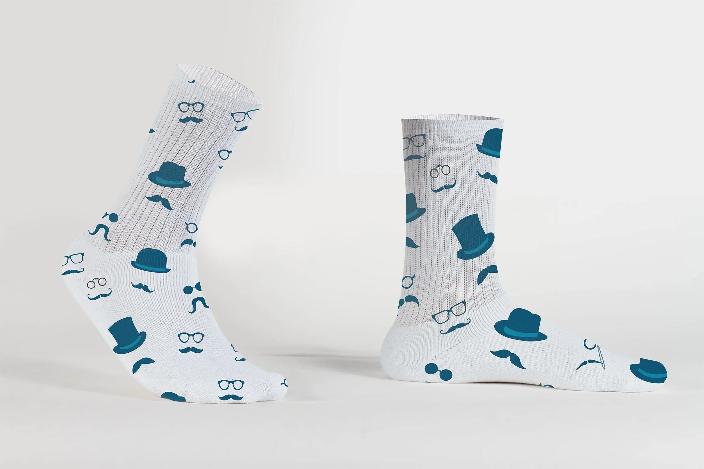 中性袜子印花设计效果图样机模板 Unisex Presentation Socks Mockup