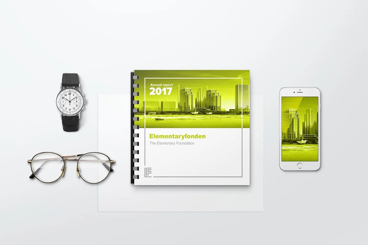 方形活页记事本样机模板V3 Comb Bound Book Mockups 3