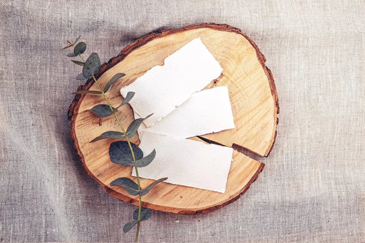 婚礼照片婚礼邀请函优雅风格设计样机素材库精选模板v15 Wedding Photo Mockup 15插图(1)