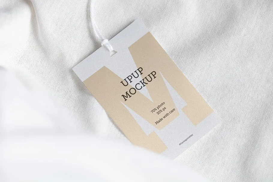 服装标签挂牌设计样机 Clothes label tag blank white mockup