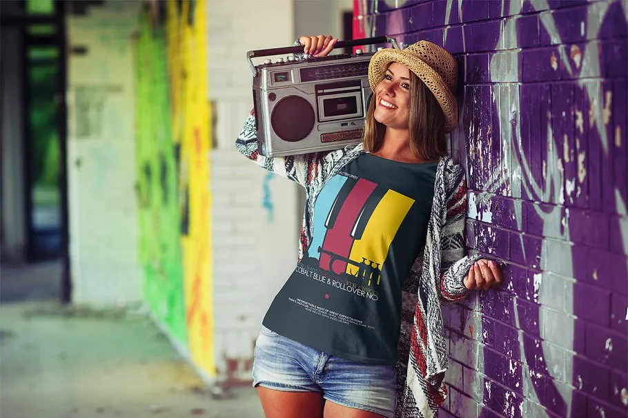 时尚模特街头取景T恤样机合集 T-Shirt Mock-Up / V.1插图(10)