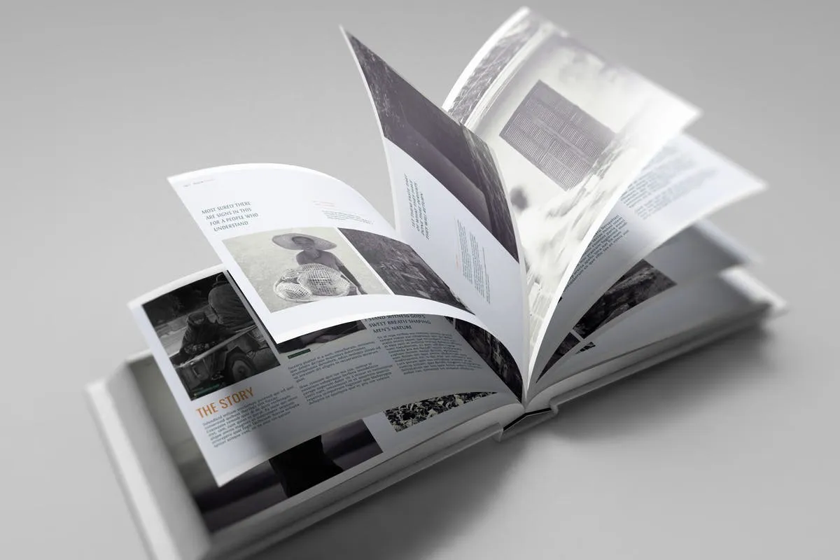 高端品牌企业画册样机模板 US Landscape Book Mockup