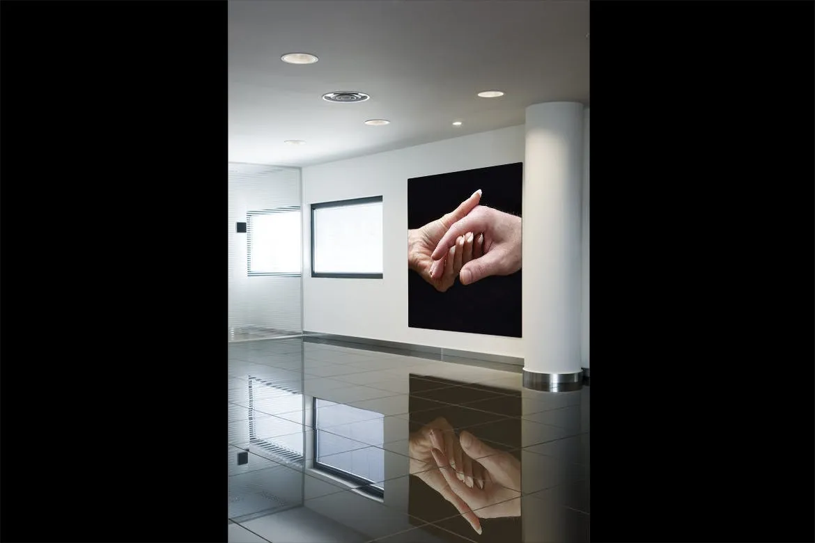 办公室海报宣传告示张贴效果图样机素材库精选v02 Vertical Business Room Mockup_02插图(1)