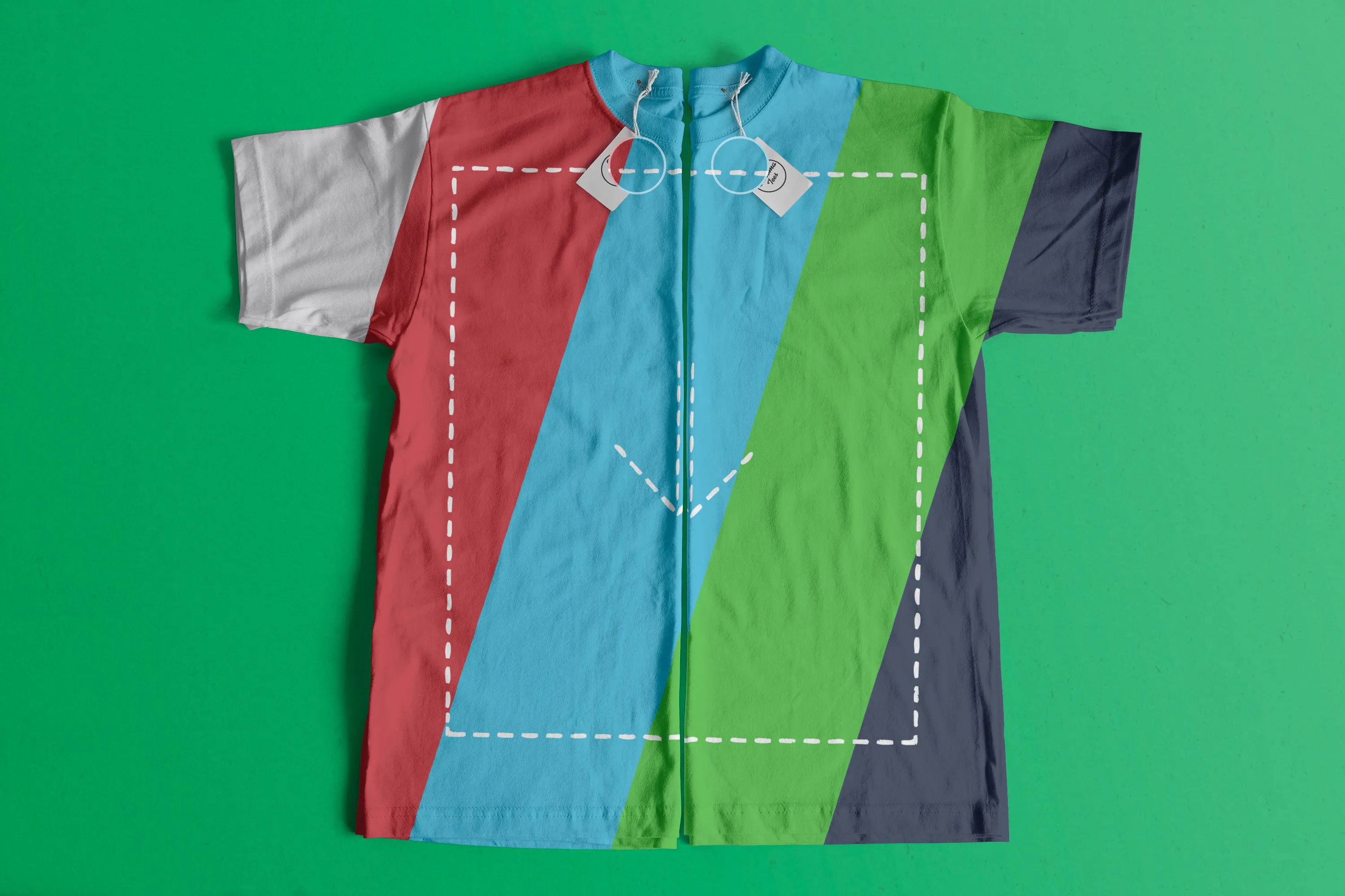 垂直折叠T恤印花图案设计效果图样机01 Vertically Folded T-Shirts Mockup 01插图(1)