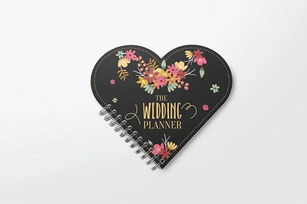 活页装订心形记事本样机模板 Heart Shape Notebook Mockups插图(5)