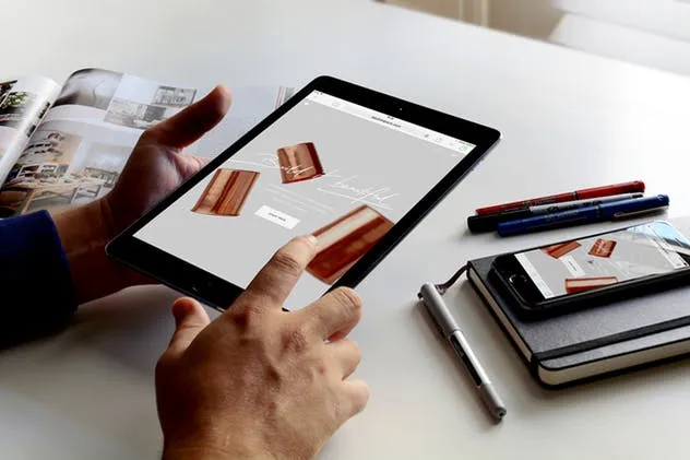 iPad Air&iPhone移动设备Web应用程序设计演示样机 iPad Air iPhone Responsive Display Web App Mock-Up插图(6)