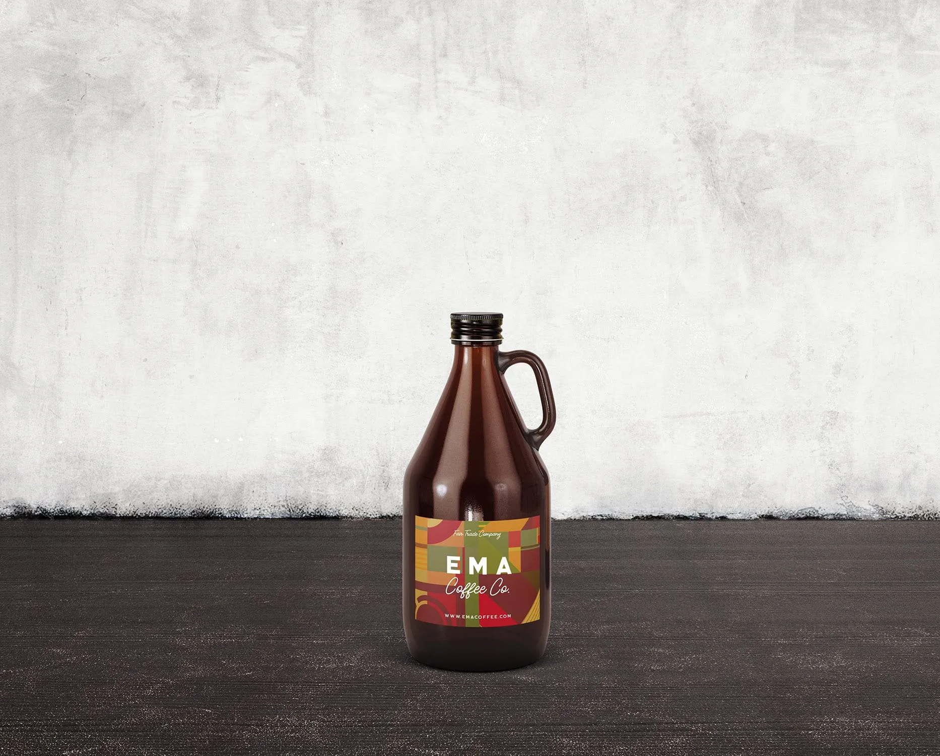 6个啤酒/咖啡/牛奶瓶外观设计素材库精选v1 6 Beer Coffee Milk Bottles Mockups 1插图(7)