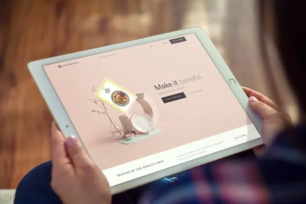 手持iPad Pro平板电脑样机模板 iPad Pro Mockups v5插图(3)