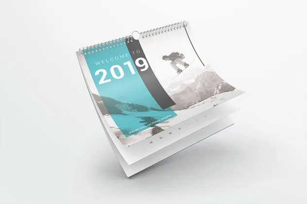 方形挂墙活页日历样机模板 Square Wall Calendar Mockups插图(3)