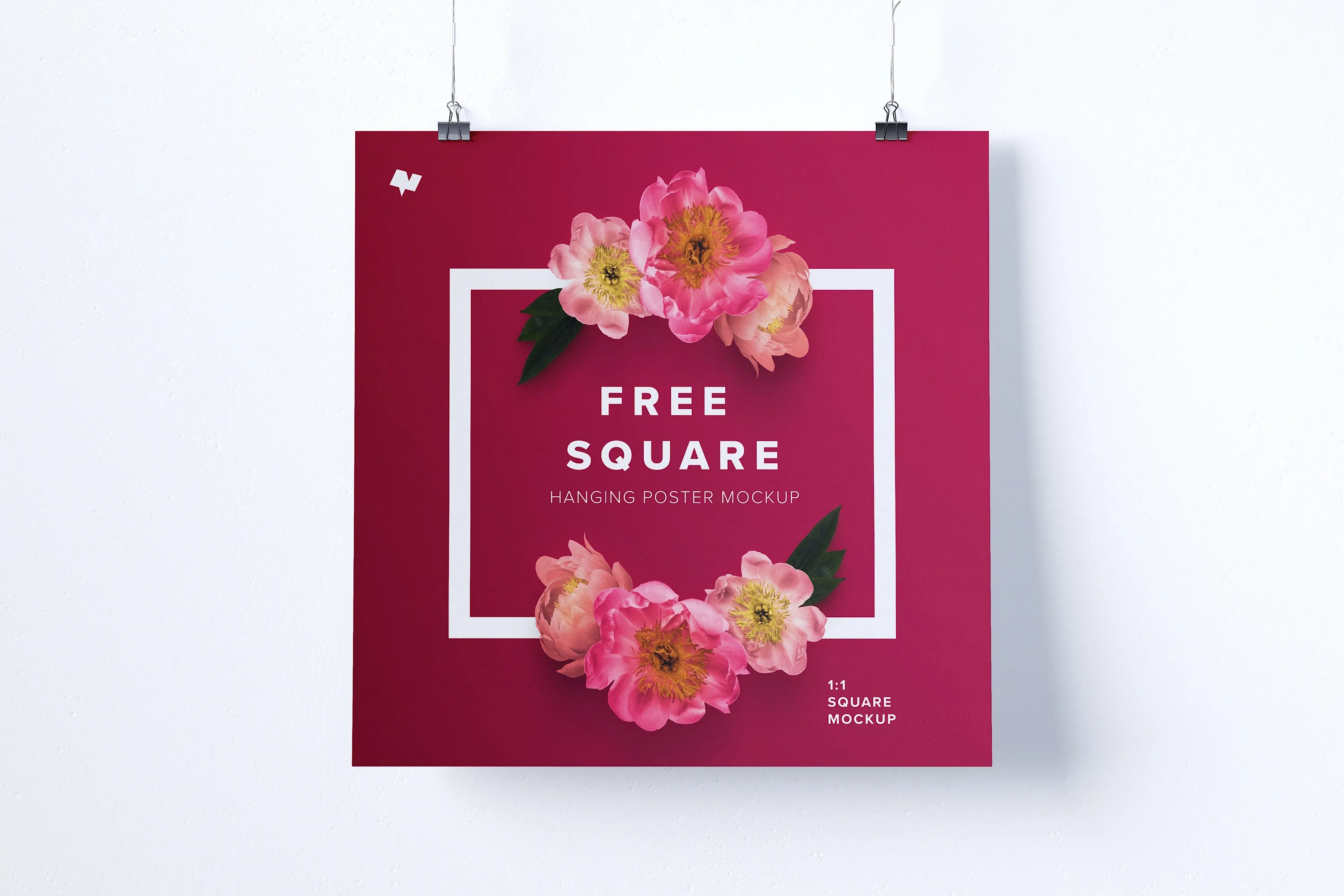 方形悬挂海报设计效果图免费样机模板 Free 1:1 square hanging poster mockup插图
