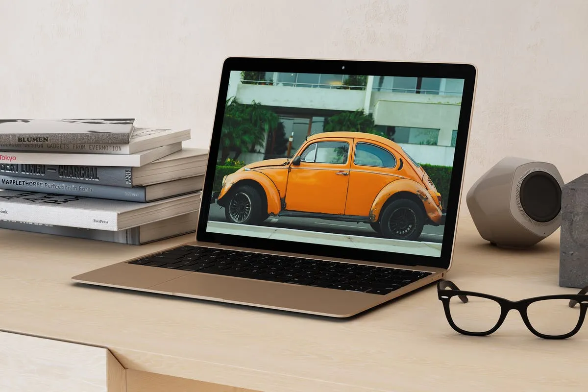 14寸笔记本电脑屏幕预览素材库精选样机模板 14×9 Laptop Screen Mock-up插图