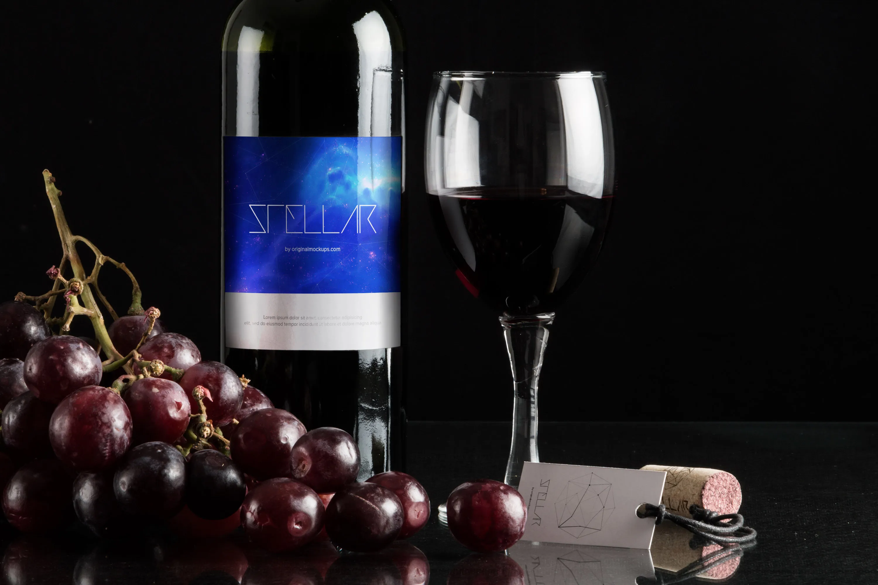 葡萄酒品牌商标设计效果预览酒瓶样机08 Wine Bottle Mockup 08插图