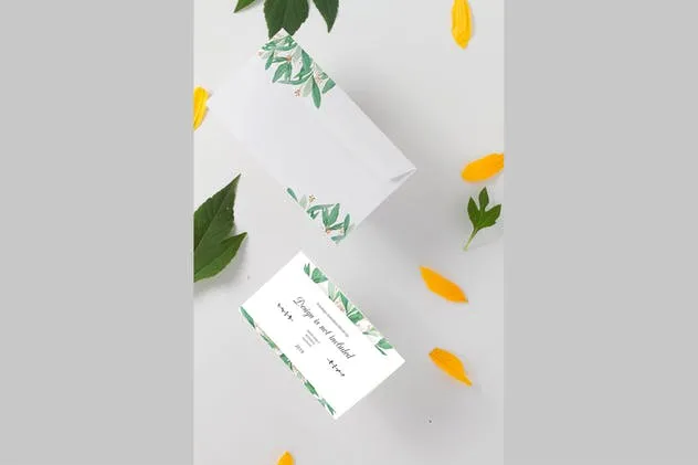 绿叶信封&邀请函样机设计模板 Envelope and Invitation Mock Up插图(3)