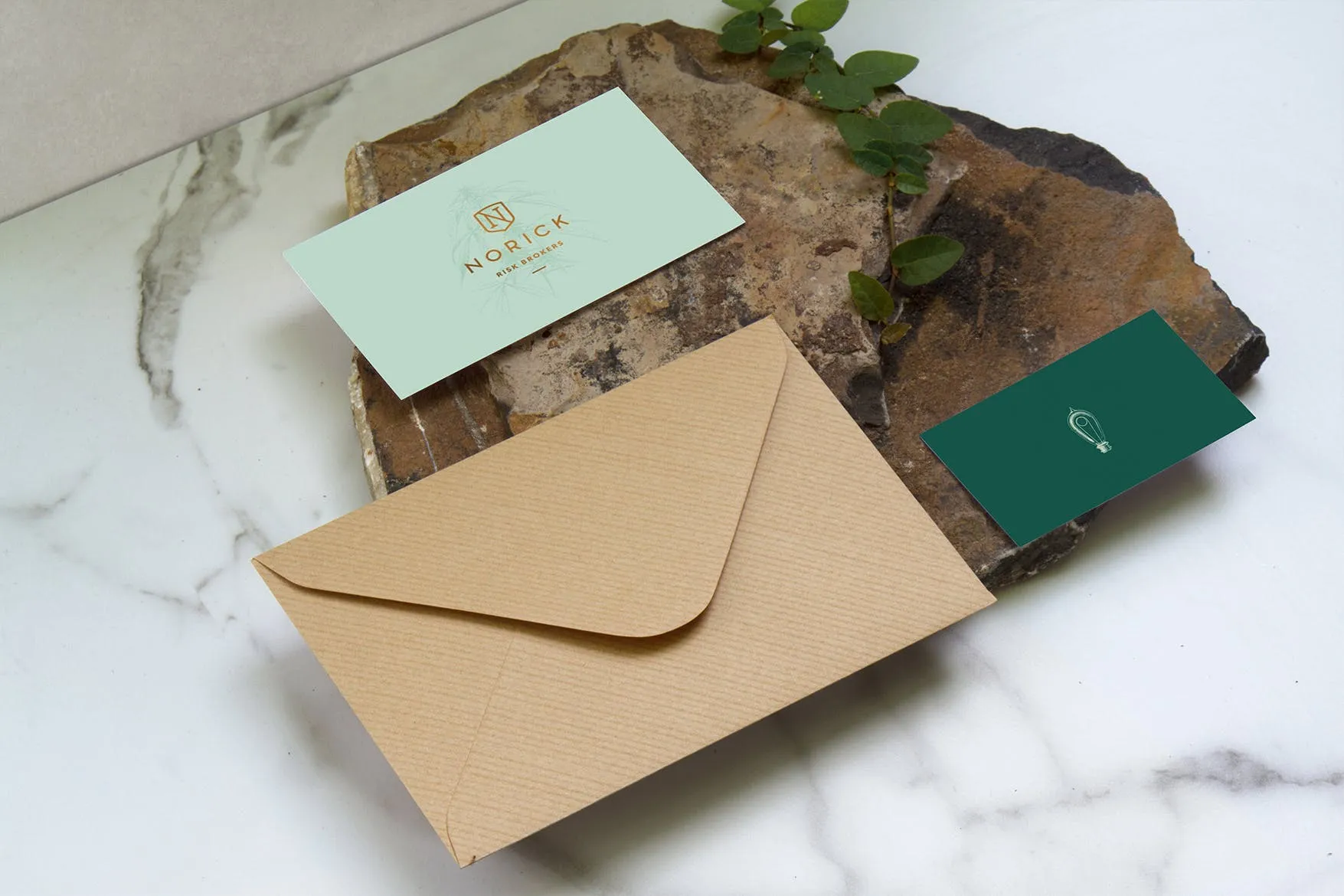 企业名片/品牌Logo设计预览样机模板 Branding Presentation Mockup插图