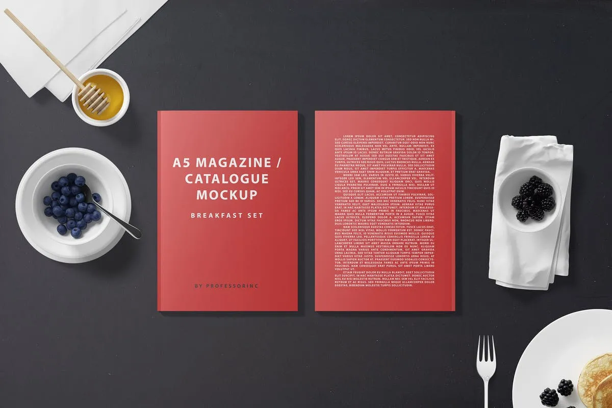 早餐场景A5杂志画册样机 A5 Magazine Catalogue Mockup#8211; Breakfast Set