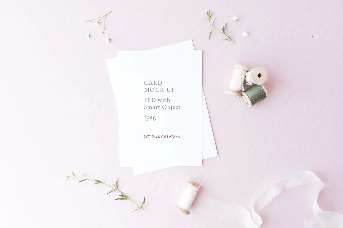 春季系列5#215;7白色便签样机模板 5#215;7 card mock up on white envelope