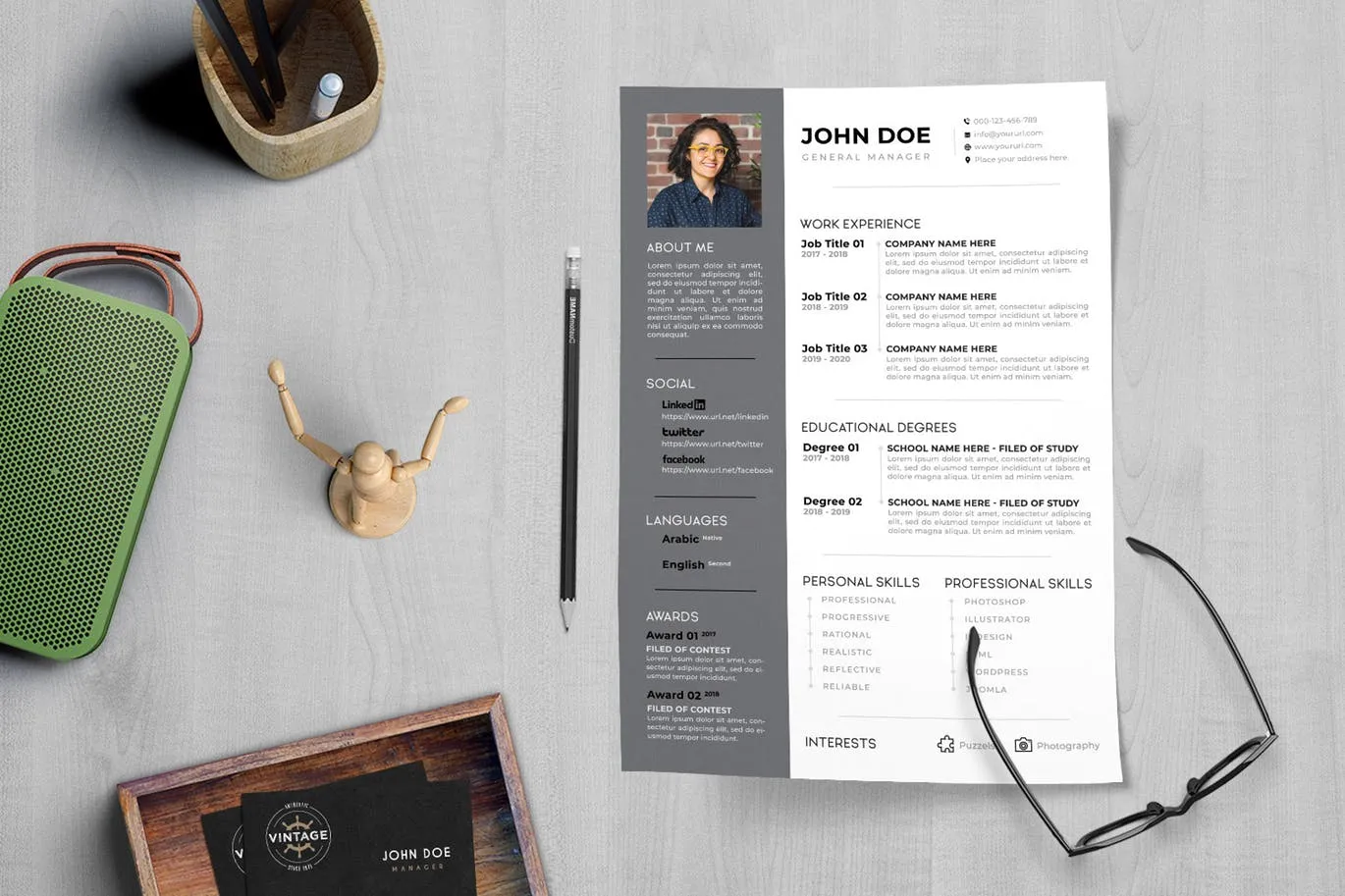 总经理职位应聘素材库精选简历模板 CV Resume插图