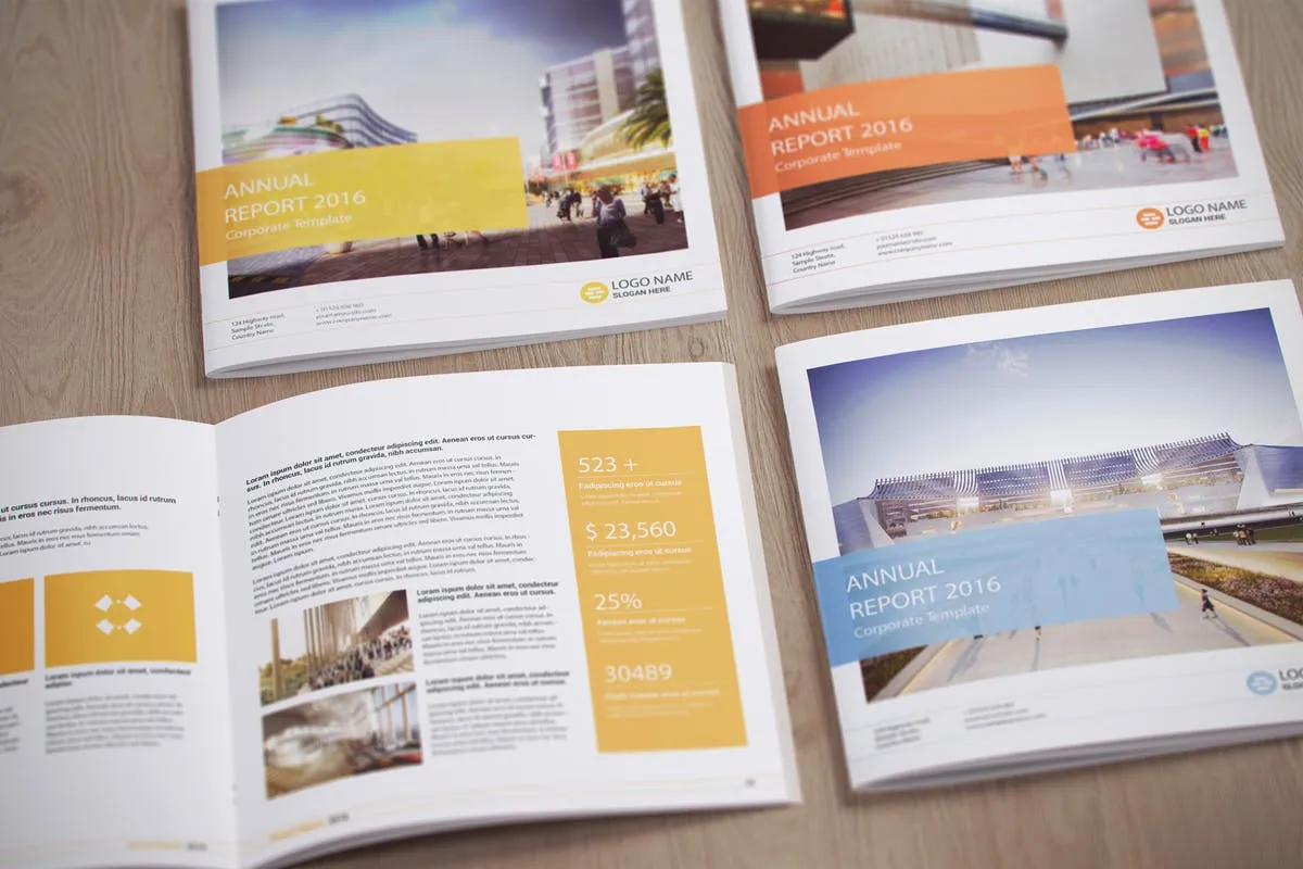 方形杂志封面amp;排版设计效果图样机像素设计精选模板 Photorealistic Square Magazine Mock-up#8217;s