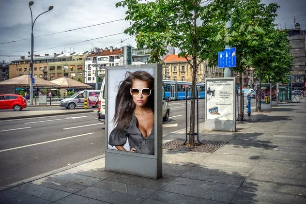 户外广告灯箱广告样机模板合集第二弹 Advertising Space Mock-up Bundle 02插图(8)