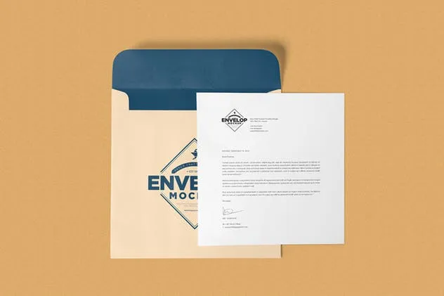 独特个性方形企业信封样机 Unique Square Shaped Envelope Mockups插图(3)