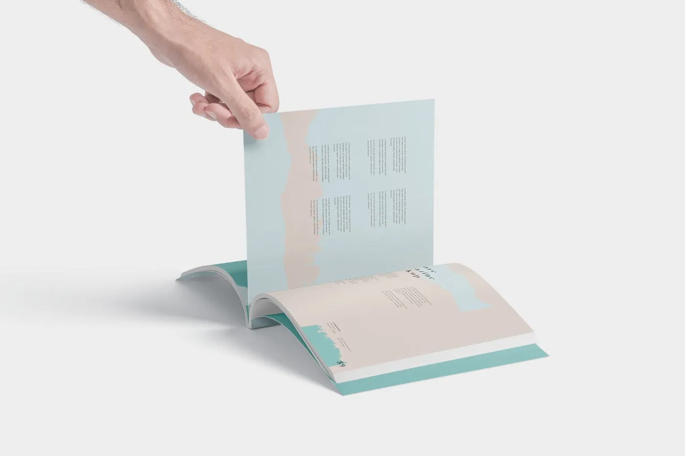 企业介绍画册/杂志设计效果图样机 Square Magazine Mockups插图(4)