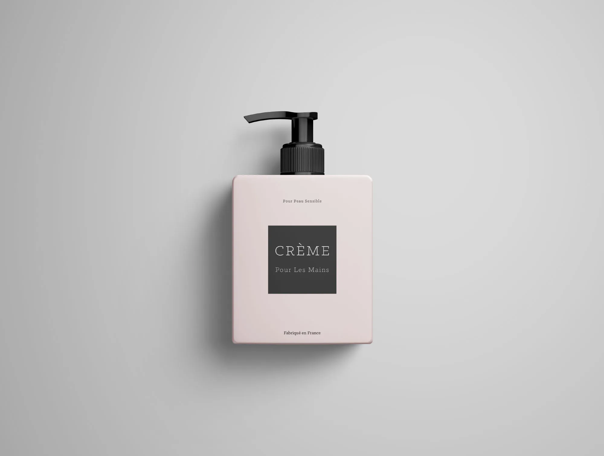 按压式瓶乳液包装外观设计样机模板 Cream Bottle Mockup