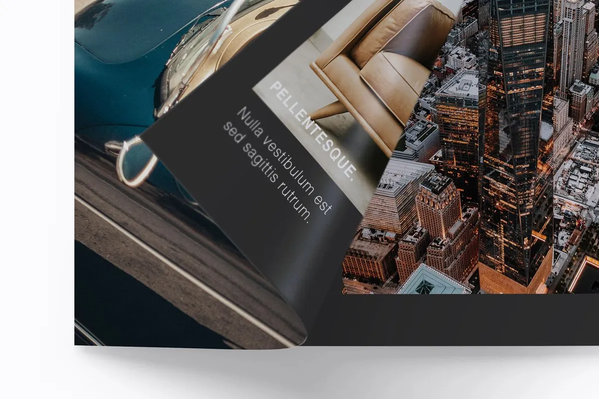 方形三折页宣传册样机插图(1)