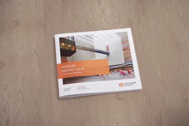 方形杂志封面&排版设计效果图样机素材库精选模板 Photorealistic Square Magazine Mock-up’s插图(10)