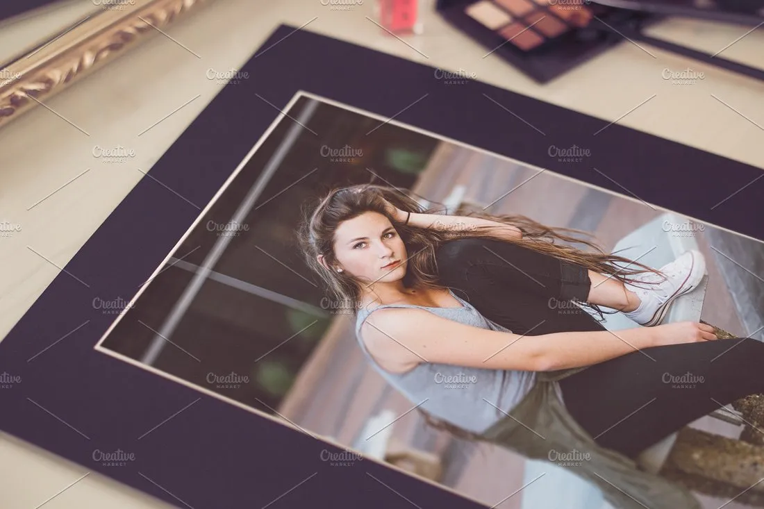 相框样机模板 Photo Frame Mockup插图(2)