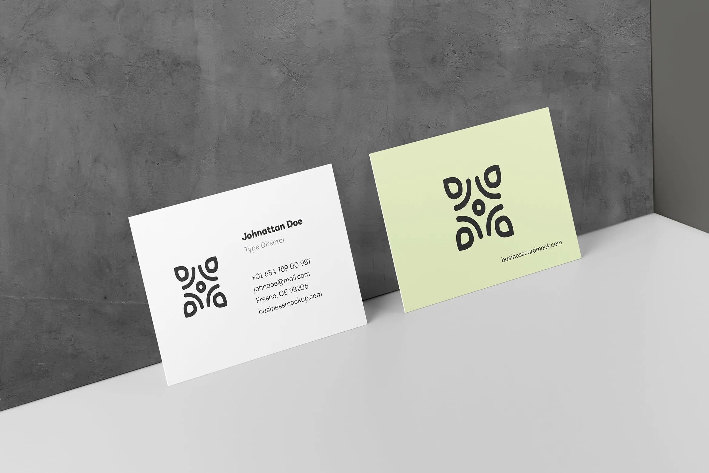 高端企业名片设计效果展示像素设计精选 Business Card Mock-up 80#215;55