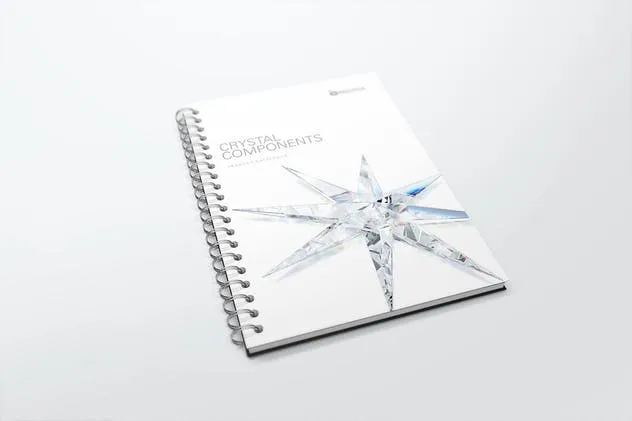 活页装订记事本/目录册样机 Spiral Bound Book / Catalogue Mockups 2插图(1)