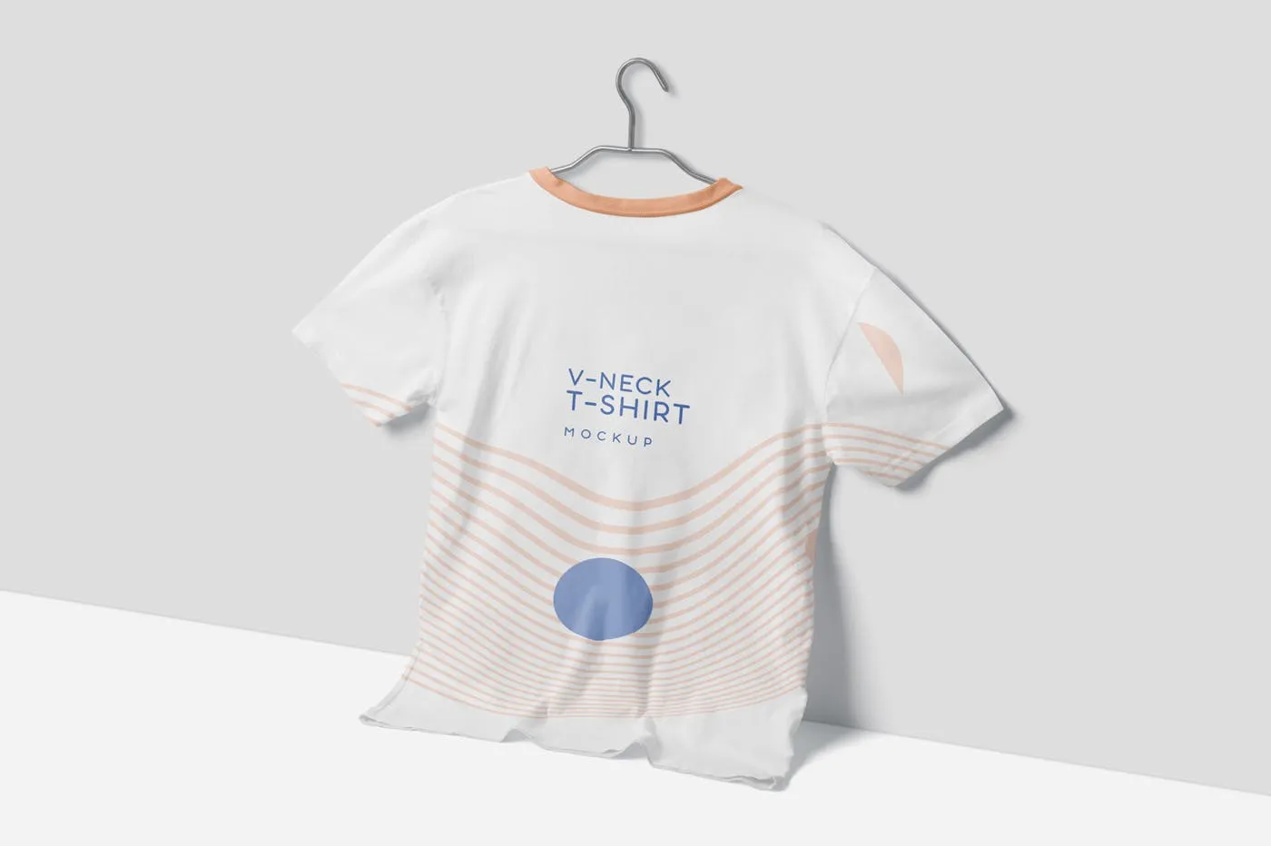 多视角V领T恤印花设计展示样机模板 5 Trendy V-Neck T-Shirt Mockups插图(6)