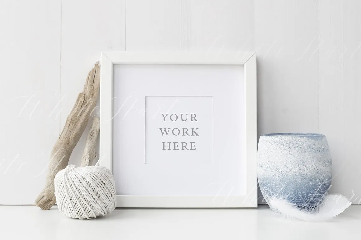 白色方形艺术相册画框模板 White square nautical frame mock up