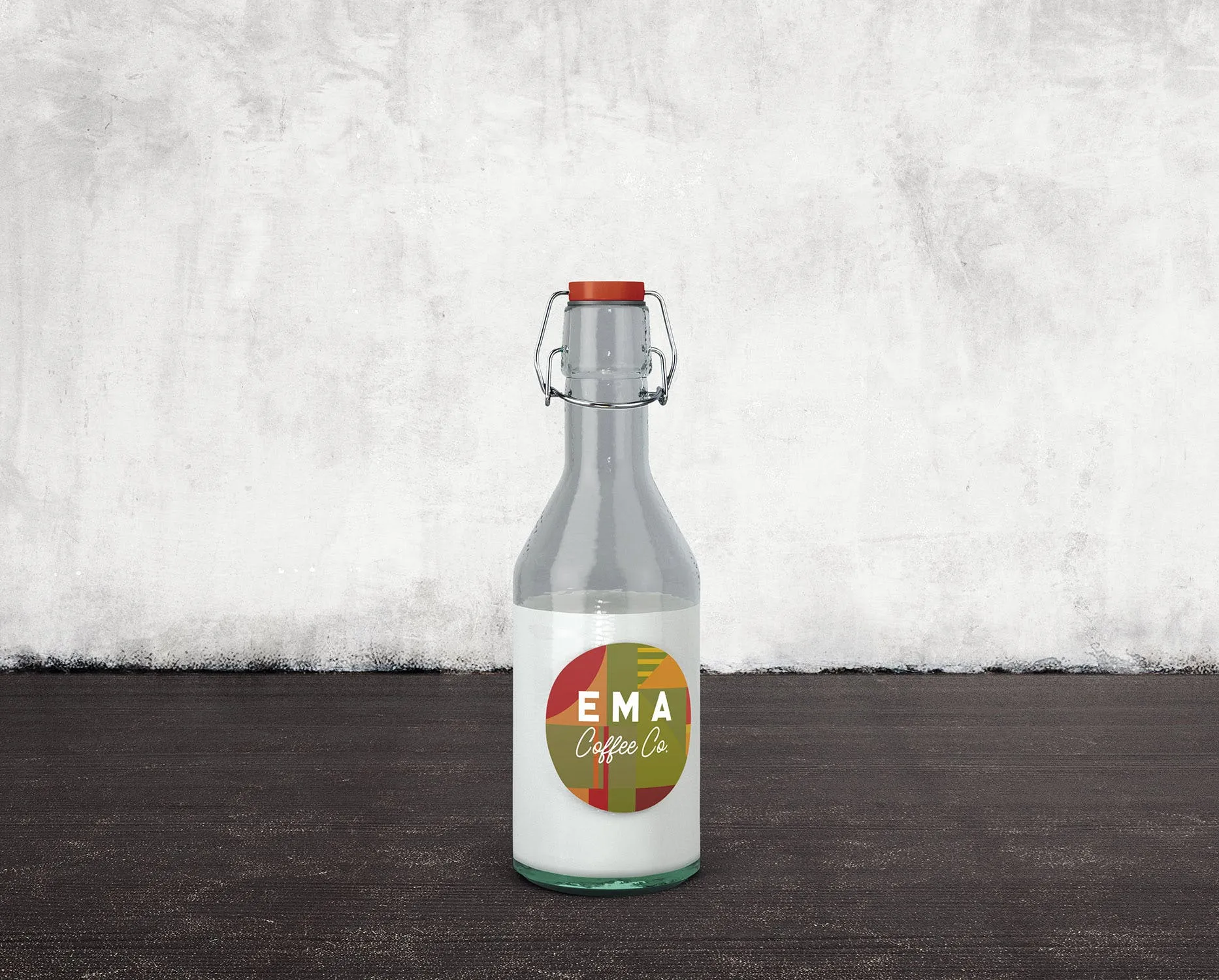 6个啤酒/咖啡/牛奶瓶外观设计素材库精选v1 6 Beer Coffee Milk Bottles Mockups 1插图(2)