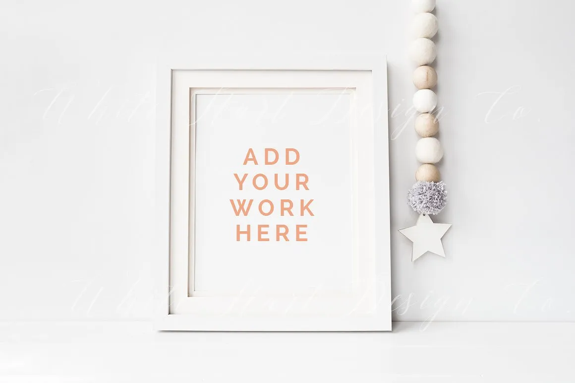 大幅现代白色相框画框样机 Nursery frame mock up – 8×10"插图