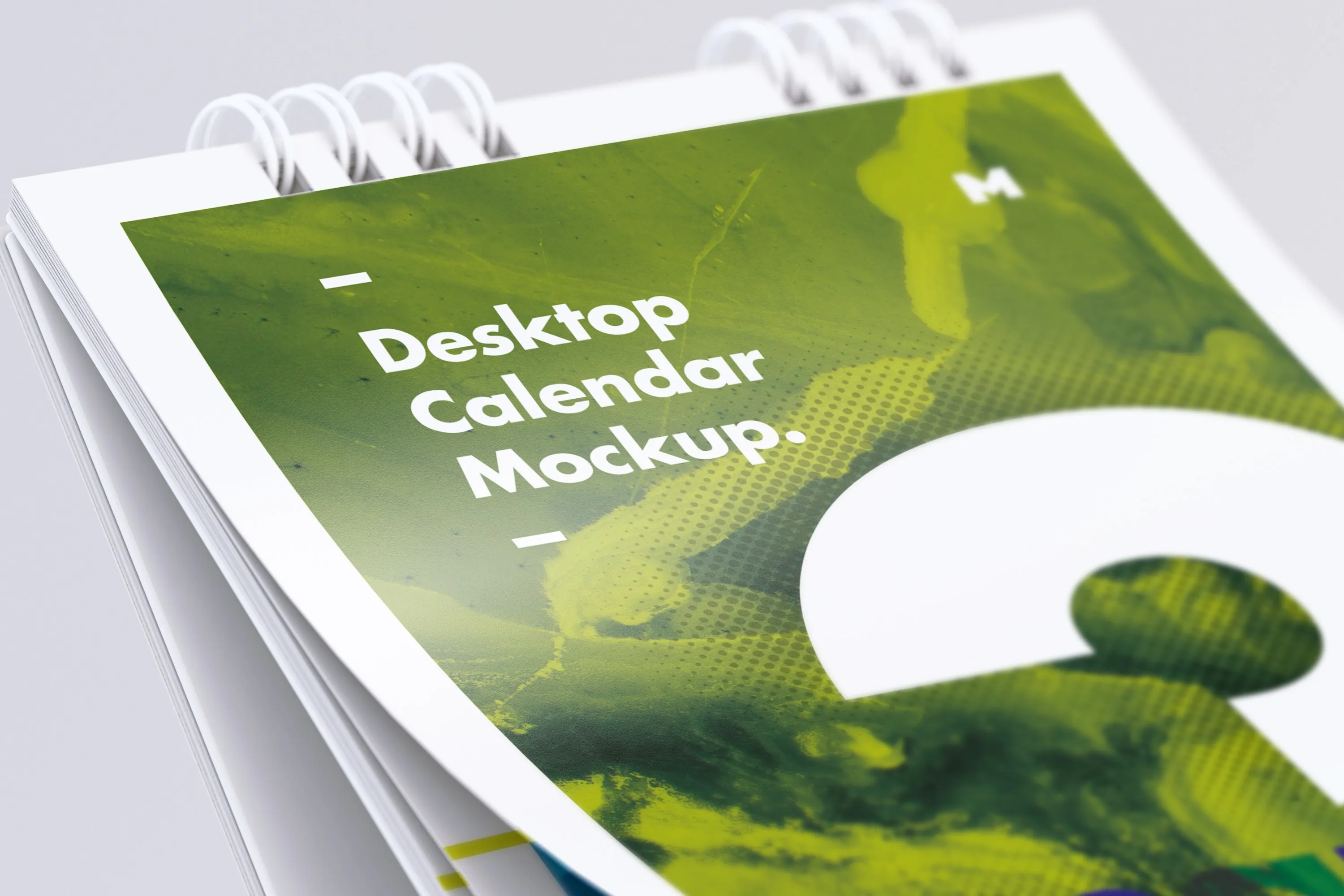 纵向桌面日历设计特写视图样机 Desktop Portrait Calendar Mockup Close Up View