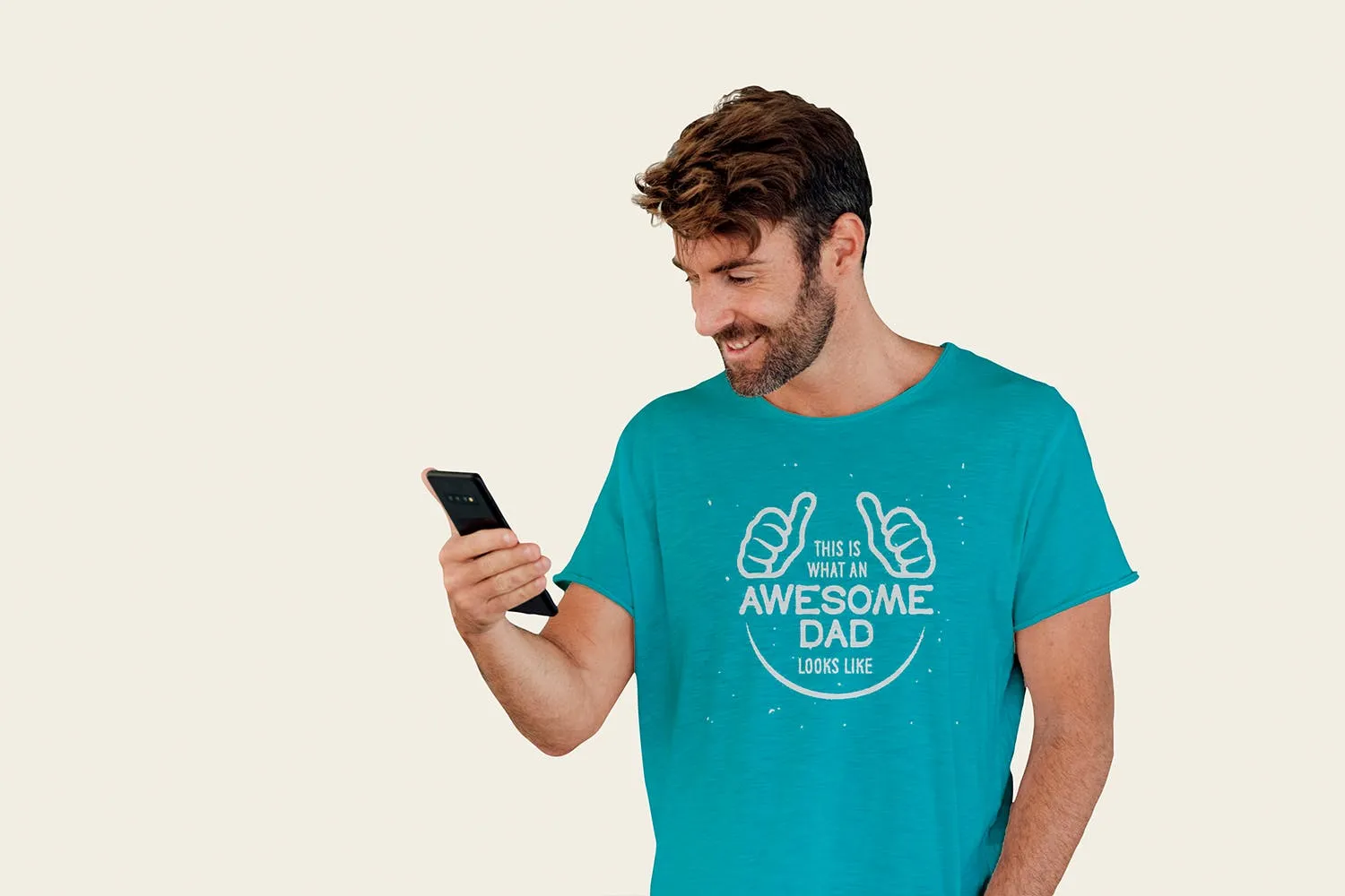 男士圆领T恤设计模特上身效果图样机v8 Crew Neck T-Shirt Mockup 08插图(2)