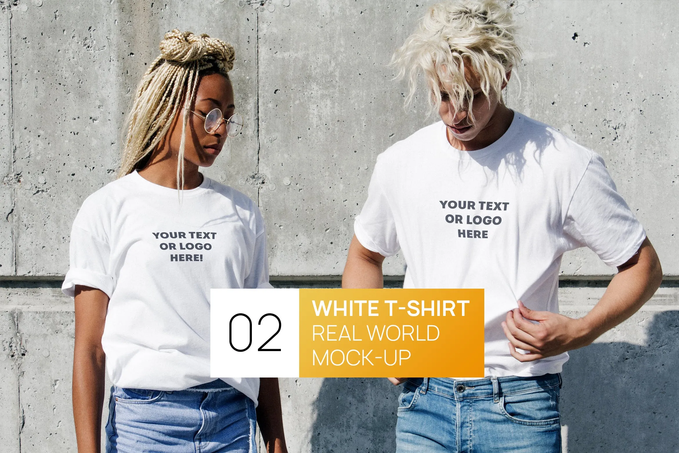 情侣T恤服装设计效果图样机像素设计精选 Two Persons White T-Shirt Real World Photo Mock-up