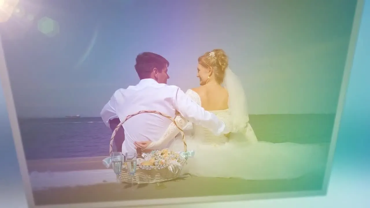 婚礼幻灯片漏光效果照片展示像素设计精选AE模板