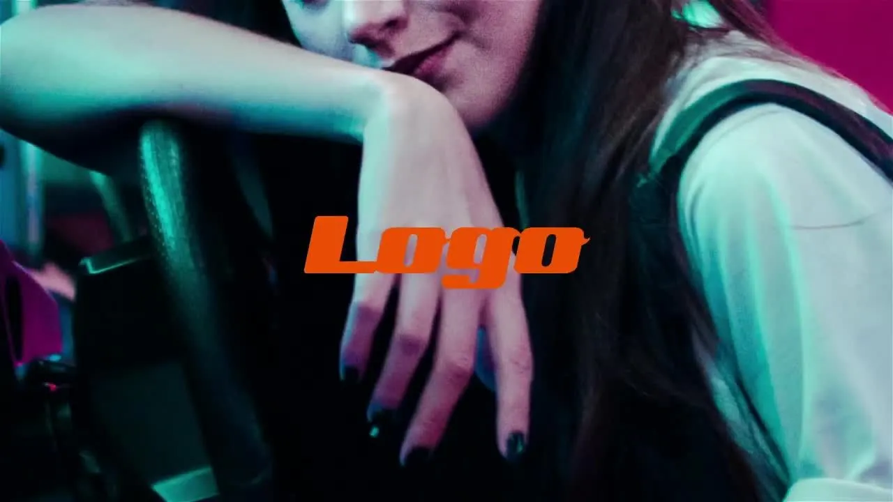 嗨动态幻灯片独特照片展示像素设计精选AE模板