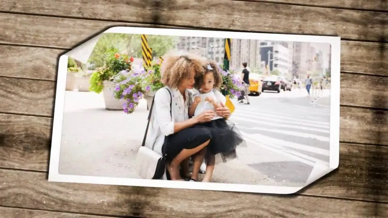 华丽的家庭时刻相册幻灯片像素设计精选AE模板